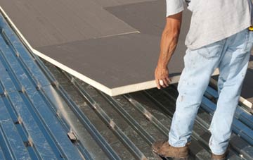 benefits of insulating Winsh Wen flat roofing